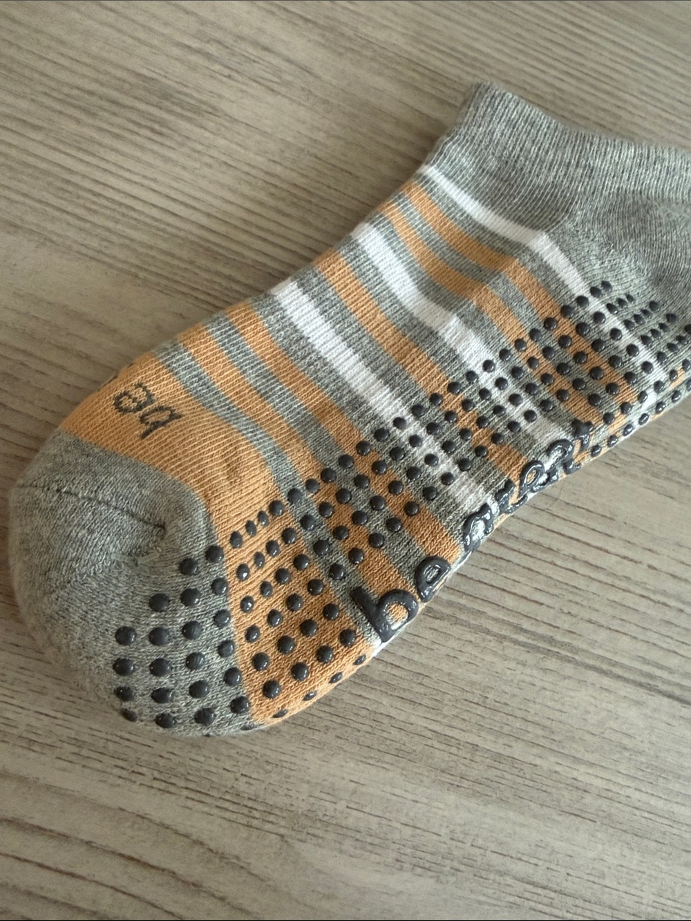 barre / yoga / pilates ‘be great’ socks - Picture 2 of 3